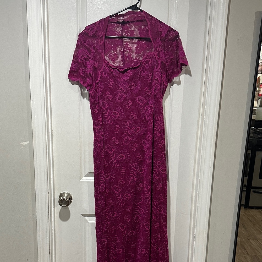 MARINA Fuchsia Lace Maxi Dress